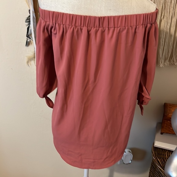 NWT - Monteau Off The Shoulder Rose Pink Top/ Size Large - Picture 6 of 9